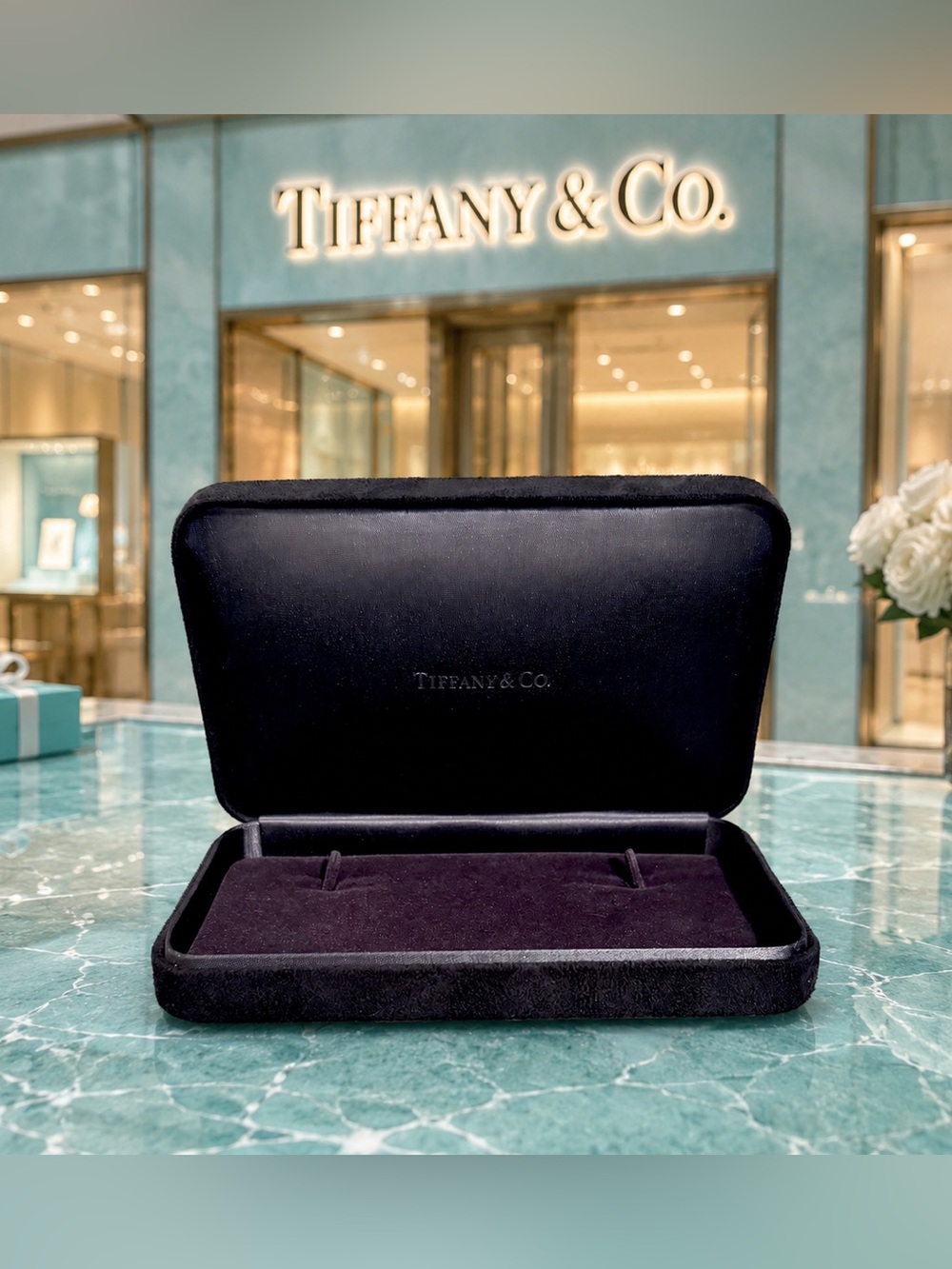 Tiffany & Co. Black Velvet Jewelry Presentation Box / Case AUTHENTIC EXCELLENT